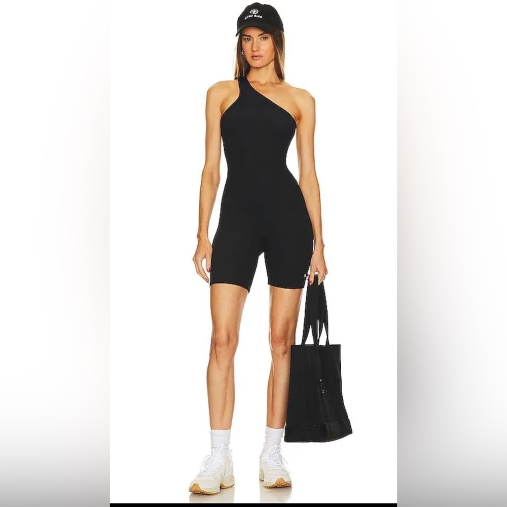 NEW W OUT Tags ANINE BING Lore One Piece